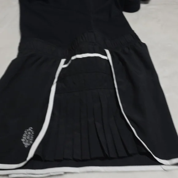 FP‎ MOVEMENT BY FREE PEOPLE Easy Tiger Shorties Romper. XS - Picture 9 of 13